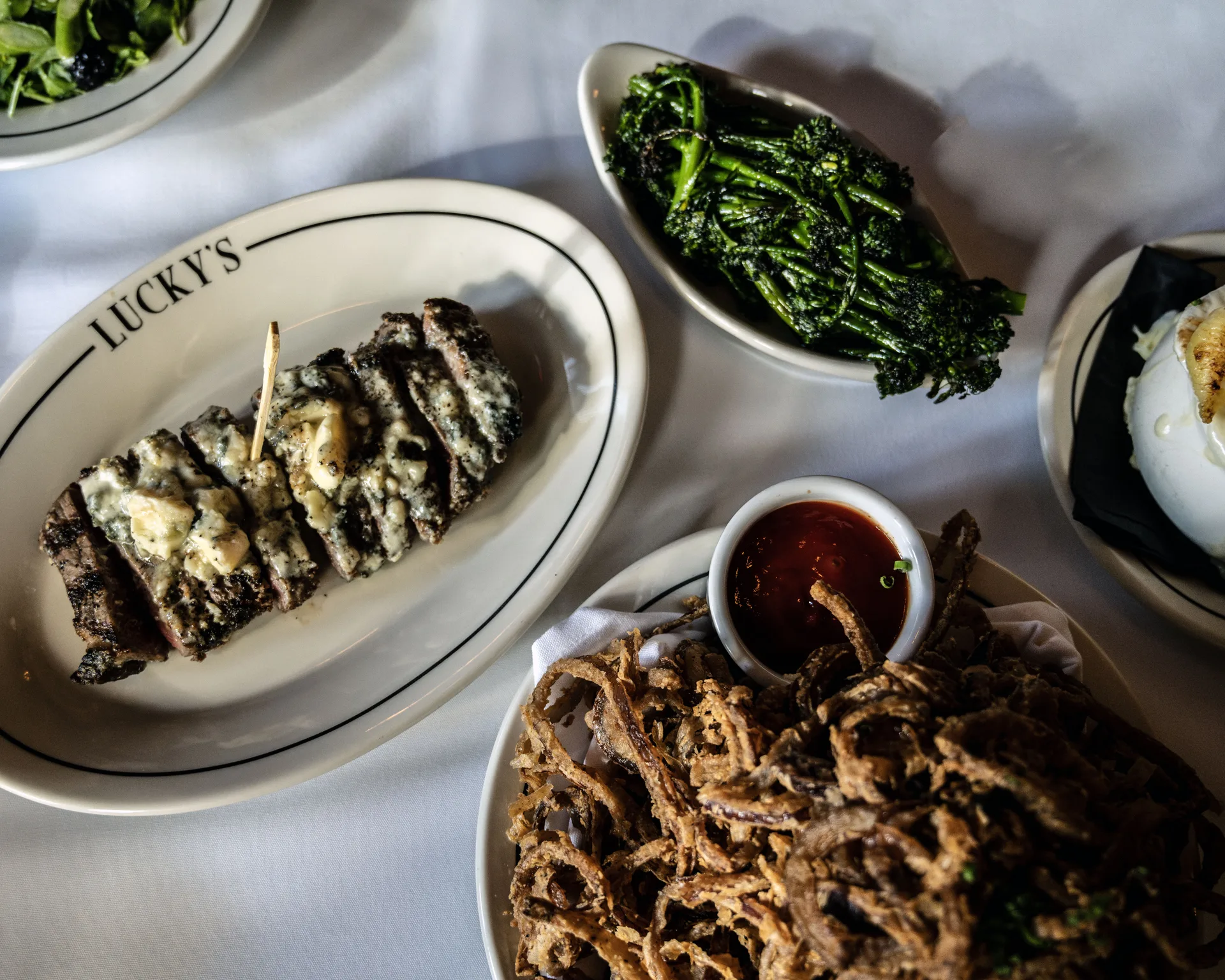Lucky's Steakhouse official logo representation for Beverly Hills menu preview